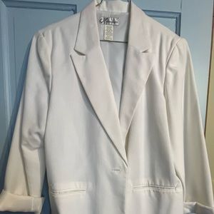 White boyfriend jacket six xl